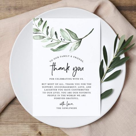 Reception Table Place Settings, Souvenir Ideas, Place Setting Cards, Wedding Extras, Honey Wedding, Table Place Settings, Wedding Itinerary, Card Table Wedding, Wedding Place Settings