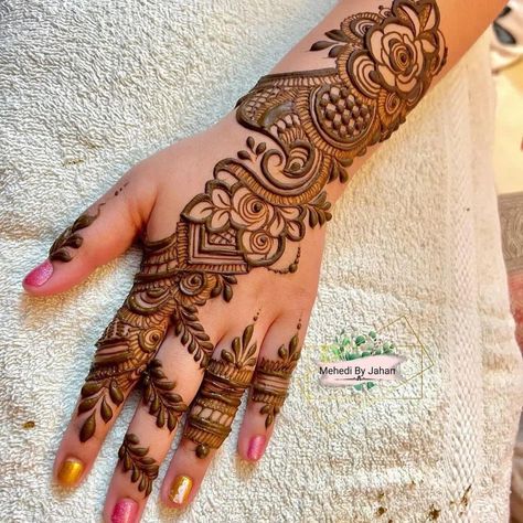 Henna Or Mehndi in Urdu Culture of centrl asia India Pakistan Turkish Africa Arab Countries Wedding Eid Speical #mehndi #henna #wedding #hennaart #hennaartist #mehndidesigns #hennatattoo #mehendi #mehndidesign #hennadesign #mehndiartist #hennadesigns #mehndiart #bride #bridalhenna #hennainspire #art #hennalove #indianwedding #bridalmehndi #bridal #mehandi #love #hennawedding #pakistaniwedding #hennainspo #mehndilove #whitehenna #mehndibride #hennainspiration #fashion #wedding #aesthetic #mehndi Mehndi Art Designs Front Hand, Mehndi Art Designs Simple, Small Mehndi Designs, Arabic Mehndi Designs Back, Simple Mehndi Designs Palm, Arabic Mehndi Designs Back Hand, Small Mehndi, Mehndi Designs Palm, Stylish Back Hand Mehndi