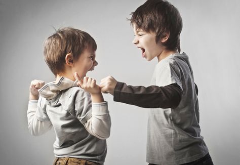 how to handle siblings fighting Disruptive Mood Dysregulation Disorder, Conduct Disorder, Oppositional Defiant Disorder, Angry Child, Positive Parenting Solutions, Parenting Solutions, Sibling Rivalry, Child Psychology, Working With Children