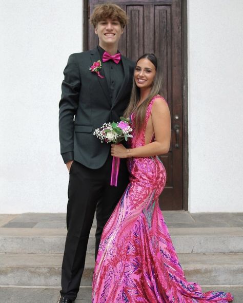 Rio Themed Prom Dresses, Hot Pink Prom Look, Fushia Prom Couple, Magenta Prom Dress Couple, Pink Prom With Date, Unique Prom Pictures Couples, Prom Dresses With Date, Pink And Purple Prom Dress, Hot Pink Prom Dress Couple