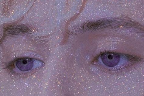 Lavender Eyes, Lilac Eye, Colour Aesthetic, Eyes Aesthetic, Lavender Eye, Purple Vibe, Lavender Aesthetic, Purple Lips, Purple Eyes