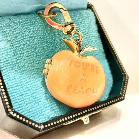 Very Rare Juicy “You’re A Peach” Charm!!! Exclusively From One Of The Largest Private Collections Of Vintage Juicy Couture Charms In The Us. All Of These Charms Are New, Never Used, And Never Worn. Pristine Condition. Comes With Box! This Item Is In New Condition And Has Never Been Used!!! Absolutely Adorable, And So Nostalgic!! These Charms Are One Of My Absolute Favorite Parts About The Early 2000’s, And Will Only Continue To Appreciate In Value!! This Item Comes From A Private, Luxury Collect Juicy Charms, Youre A Peach, Vintage Juicy Couture, Character Board, Sweet Jewelry, Juicy Couture Charms, Juicy Couture Jewelry, Jewelry Accessories Ideas, Locket Charms