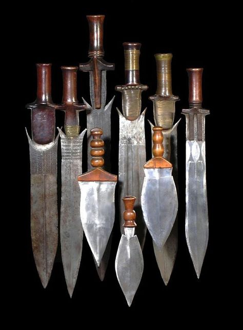 Short Swords, Dagger Knife, Arm Armor, One Image, Axes, Blacksmithing, African Art, Artifacts, Ritual