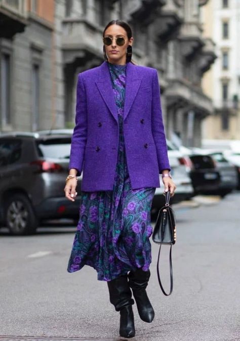 Purple Monochrome Outfit, Purple Blazer Outfit, Street Style Jacket, Blazer Street Style, Outfit Inspiration Women, Deep Winter, Purple Outfits, Dress Up Outfits, Winter Trends