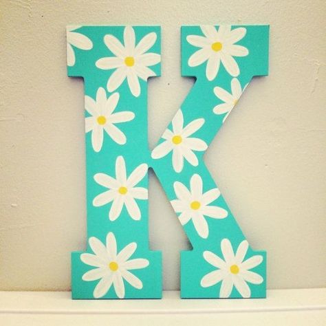 Wooden Decoration Ideas, Painted Letters Diy, Wooden Letter Painting Ideas, Wood Letter Painting Ideas, Sorority Letters Painted, Sorority Decor, Wood Letters Decorated, Wooden Letter Ideas, Painting Letters