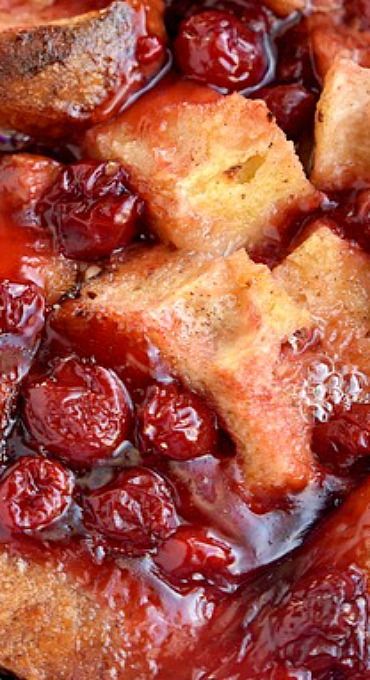 Cheesecake French Toast Casserole, Cherry French Toast, Cheesecake French Toast, French Toast Pancakes, French Toast Bake Recipe, Mom On Timeout, French Toast Breakfast, Breakfast Recipes Sweet, Breakfast Sweets