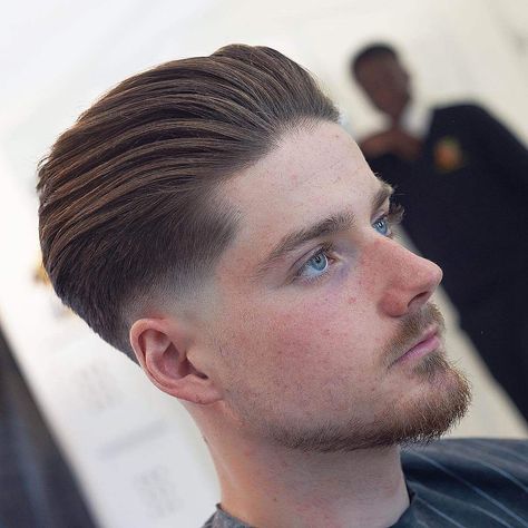 Slick Back Fade, Mens Slicked Back Hairstyles, Slicked Back Hairstyles, Vintage Haircuts, Long Messy Hair, Pompadour Fade, Low Taper Fade, Warm Brown Hair, Low Taper