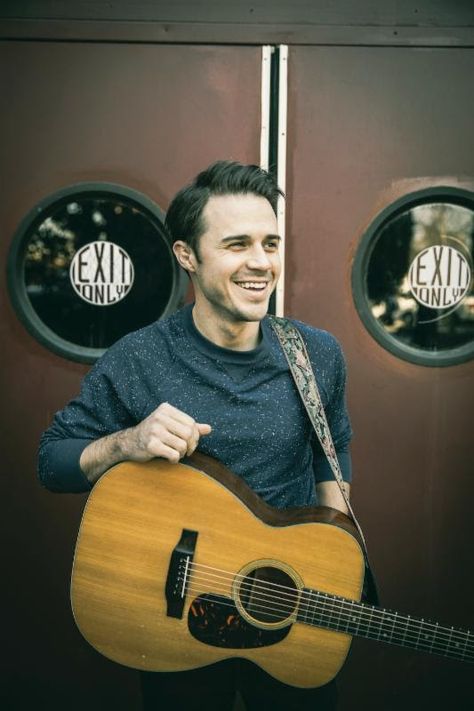 Kris Allen Kris Allen, Adam Lambert, Season 8, American Idol, The Press, Press Release, Art Music, Live Music, New Music