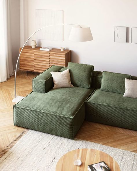 Green Sofa Living, Green Couch Living Room, Sofa Arrangement, Sofa Santai, Latest Sofa Designs, Green Couch, Green Sofa, Living Room White, Kave Home