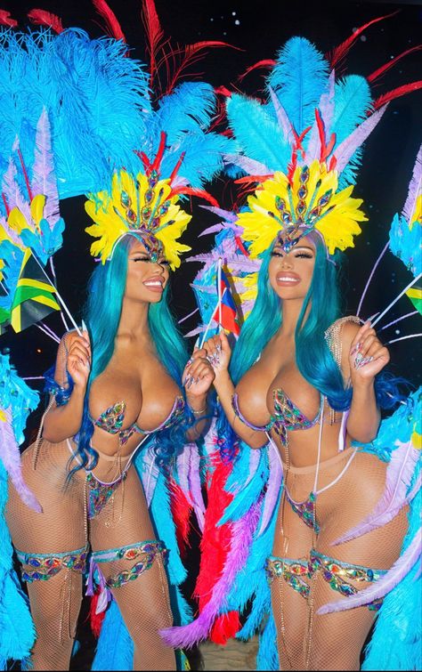 Shannade Clermont, Brazilian Carnival Costumes, Carnival Outfit Carribean, Caribbean Carnival Costumes, Clermont Twins, Carnival Outfit, Carnival Fashion, Carnival Girl, Samba Costume