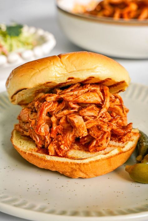 Stovetop Barbecue Pulled Chicken Barbecue Pulled Chicken, Pulled Chicken Recipe, Summer Barbecue Food, Pulled Chicken Recipes, Homemade Barbecue Sauce, Pulled Chicken, Barbecue Chicken, Summer Barbecue, Simply Recipes