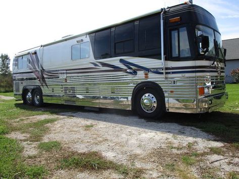 1990 Prevost Country Coach XL 40Non Slide Hunter Douglas Silhouette, Prevost Coach, Bus Conversions, Waste Tanks, Propane Grill, Ac System, Yard Lights, Bus Conversion, Engine Block