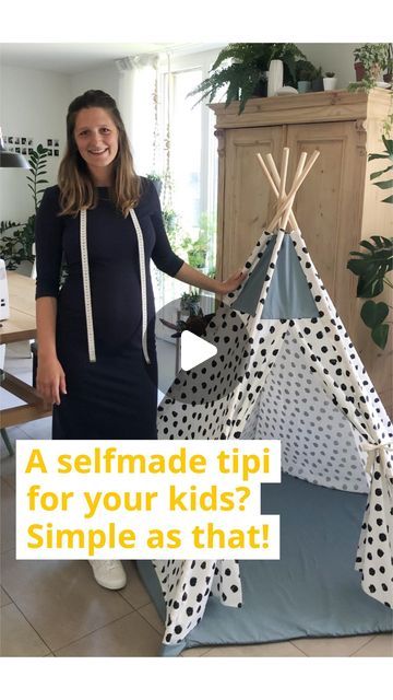 Diy Tents For Kids, Tp Party, Diy Tipi Tent, Diy Teepee Tent, Diy Tipi, Diy Teepee, Diy Tent, Visual Merchandiser, Tipi Tent