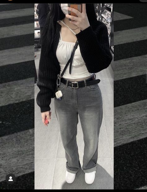 Grey Jeans Outfit Korean, Black Bolero Outfit Aesthetic, Black Jeans Korean Outfit, Grey Bolero Outfit, Grey Jeans Outfit Aesthetic, Black Bolero Outfit, Bolero Outfits, Korean Jeans Outfit, Black Jeans Outfit Aesthetic