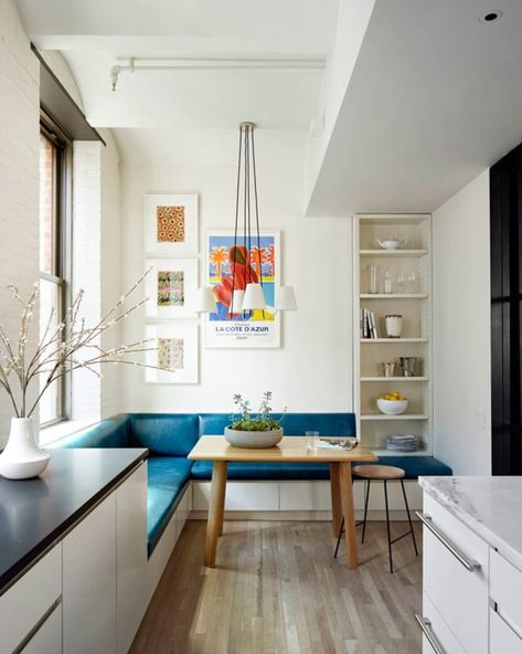 Modern Banquette Seating, Modern Kitchen Nook, Seating In Kitchen, Dining Room Banquette, Banquette Seating In Kitchen, Kitchen Banquette, Kitchen Seating, Open Concept Living Room, Banquette Seating