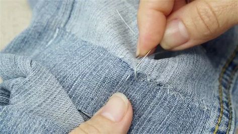 How To Patch Jeans By Hand, How To Sew A Patch On Jeans, Diy Jean Patches Ideas, Sewing Patches On Jeans, Repairing Jeans, Denim Patches Diy, Patched Jeans Diy, Patches On Jeans, How To Patch Jeans