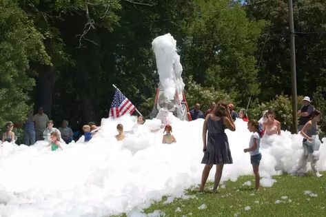 DIY: Homemade Foam Party Machine [OC] - Imgur Diy Foam Party, Foam Machine, Fall Carnival, Backyard Birthday Parties, Homemade Bubbles, Wedding Outfits For Women, Foam Party, Bubble Party, Backyard Birthday