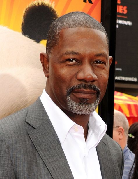 Dennis Haysbert Dennis Haysbert, Goatee Styles, Black Men Beard Styles, Goatee Beard, A Man In A Suit, Black Men Beards, Man In A Suit, Black God, Afrikaanse Mode