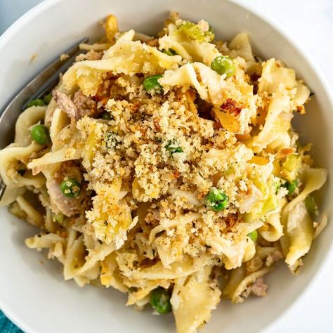 30-Minute Tuna Casserole: One Dish Comfort Food - Yummy and fully Tuna Fish Casserole, Gluten Free Tuna Noodle Casserole, Shrimp Dinners, Tuna Casserole Easy, Tuna Casserole Recipes, Seafood Dish Recipes, Meat Meals, Tuna Noodle, Casserole Easy