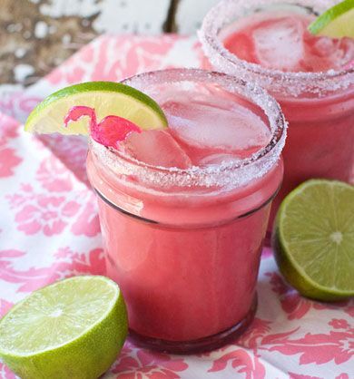 These Raspberry Coconut Margaritas are beautiful to look at and sooooo awesome to share with friends! MarlaMeridith.com Girly Margaritas, Raspberry Coconut Mojito, Raspberry Coconut Margarita, Fun Margarita Recipes, Margarita Truck, Valentine Cocktails, Coconut Margarita, Raspberry Coconut, Drink Aesthetic