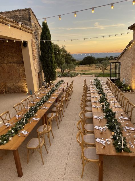 Domaines de Mariage en Provence - Lieux de réception Moodboard Wedding, Provence Wedding, France Wedding, Yoga Retreat, Life Goals, Celebrity Weddings, Wedding Inspo, Provence, Wedding Planner