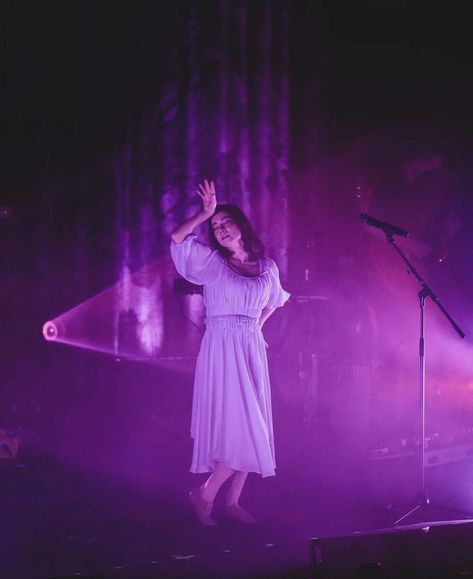 Mitski Purple Aesthetic, Mitski Purple, Indie Singers, I Love My Wife, I Am A Queen, Her Music, My Favorite Music, Love Of My Life, Music Artists