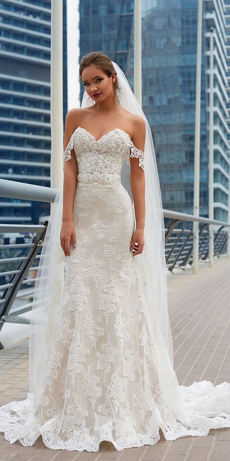 lanesta wedding dresses off the shoulder strapless lace with veil 2018 Mermaid Bridal Gowns, Katharine Mcphee, Western Wedding Dresses, Maxi Dress Wedding Guest, Bridal Gowns Mermaid, Wedding Dresses 2018, Sweetheart Wedding Dress, Applique Wedding Dress, Lace Mermaid