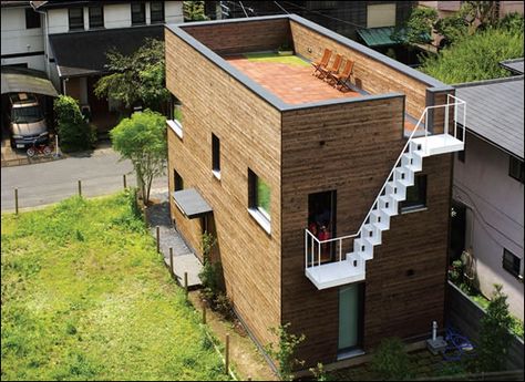 Kamakura passive house, Japan Passive House Architecture, Passive House Design, Passive House, Architecture Awards, House System, Green Roof, Tiny House Design, Small House Design, Container House