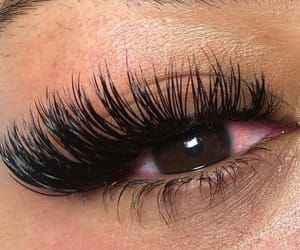 Lash Extension Training, Natural Eyelash Extensions, Eyelash Extensions Styles, Perfect Eyelashes, Silk Lashes, Eyelash Extentions, Pretty Lashes, Best Lashes, Makeup Eyelashes