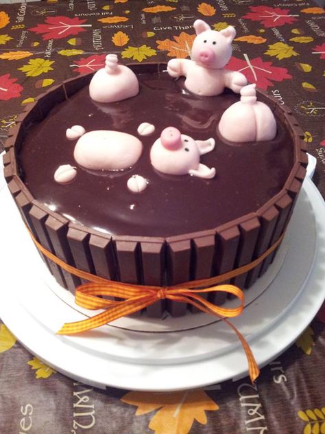 Pig Pen Cake I made for a friend. Pinterest inspired of course. 10/2013 Pig Pen Cake, Chocolate Overload Cake, Pen Cake, Pinch Of Nom, Pig Pen, Decorated Cakes, Cake Decor, Birthday Cakes, Of Course