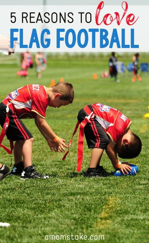 5 reasons families will love to play flag football. Learn about the National Flag Football leagues and how to join this fun sport this fall! #ad Flag Football Drills For Kids, Flag Football Drills, Football Drills For Kids, Flag Football Plays, Youth Flag Football, Football Positions, After School Activity, Nfl Flag, Sports Parent