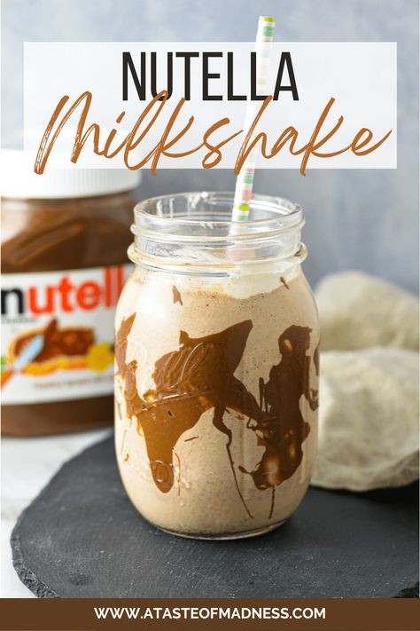 Nutella Milkshake Recipe, Kid Friendly Smoothie Recipes, Perfect Smoothie Bowl, Nutella Milkshake, Nutella Lover, Milkshake Recipe, Frozen Dessert Recipe, Easy Treat, Cold Treats