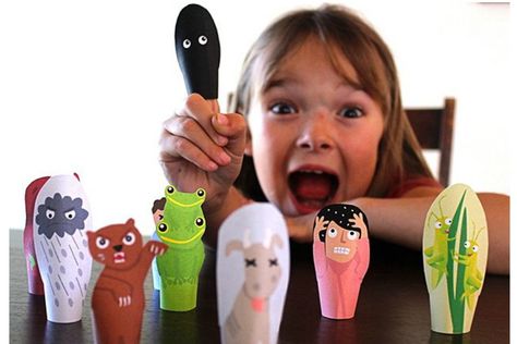 Oh, like you already have a Cute Cartoony Person Infected with Lice Finger Puppet lying around? Pesach Crafts, Moses Craft, Passover Activities, Preschool Logo, Passover Crafts, 10 Plagues, Plagues Of Egypt, Ten Plagues, Bible School Crafts