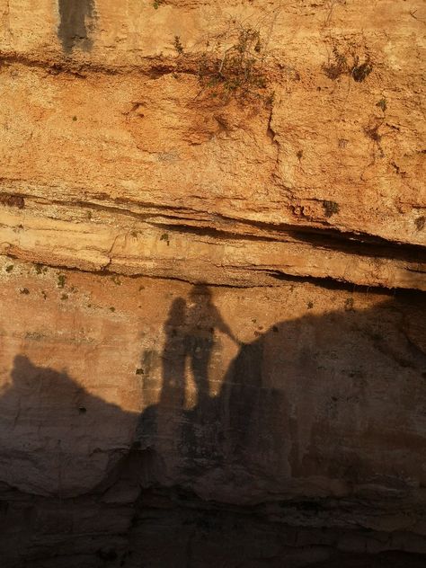 hiking | desert | sand | Italy | couple | shadow | sunset | climbing Desert Couple Aesthetic, Climbing Couple, Hiking Desert, Desert Road Trip, Desert Couple Photos, Desert Camping Aesthetic, Desert Hiking, New Mexico Aesthetic, Kissing Silhouette