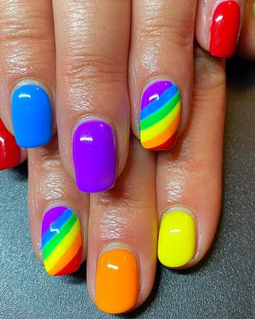 35 Pride Nails Designs: Embrace Diversity with Style in 2024! Pride Gel Nail Designs, Summer Nails 2024 Gel, Pride Month Nails Simple, Pride Pedicure Ideas, Pride Short Nails Designs, Short Pride Nail Ideas, Pride Month Nails 2024, Pride Toenails, Pride Nails 2024