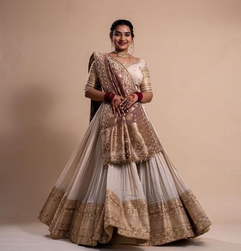 Brother Wedding, Rajasthani Dress, Ghaghra Choli, Navratri Dress, Indian Outfits Lehenga, Lehenga Designs Simple, Choker Designs, Indian Look, Fashion Vocabulary