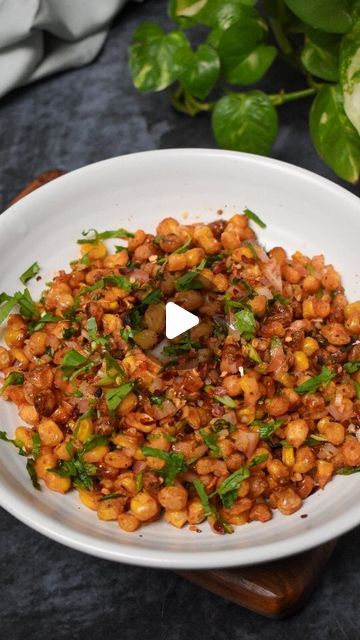 Corn Recipes Indian, Boiled Sweet Corn, Crispy Corn Recipe, Greens Juice, Onion Greens, Boil Sweet Corn, Masala Corn, Sweet Corn Recipes, Crispy Recipes