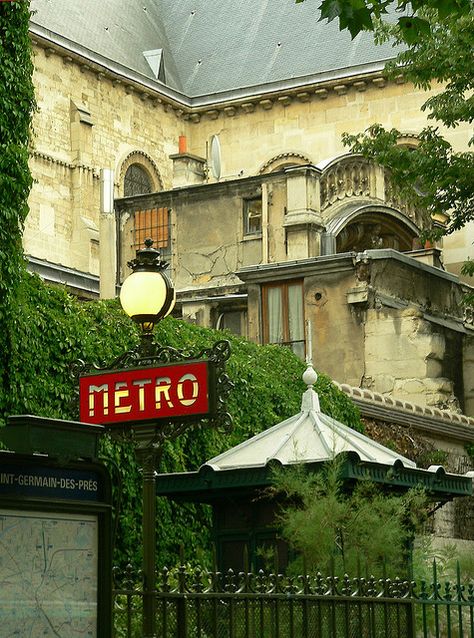 Saint-Germain-des-Prés, Paris VI Metro Paris, Paris Metro, Paris Place, U Bahn, Visit Paris, Paris Paris, Most Beautiful Cities, Grand Tour, Saint Germain