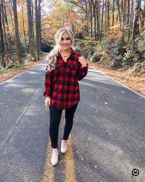 Red And Black Flannel Outfit, Red Plaid Shirt Outfit, Black Plaid Outfit, Red Flannel Outfit, Checkered Shirt Outfit, Red Plaid Outfit, Flannel Outfits Summer, Flannel Outfits Fall, Flannel Shirt Outfit