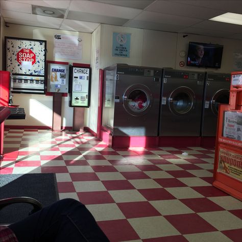 Laundromat aesthetic Launderette Aesthetic, Vintage Laundromat Photoshoot, Laundromat Exterior, Aesthetic Laundromat, Vintage Laundromat, Laundromat Aesthetic, Aesthetic Soda, Laundry Aesthetic, Aesthetic Gray