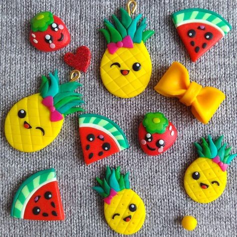 #earrings #jewelry #fimo #polymerclay #polymerclayjewelry #funnyfood #kawaii #foodearrings #foodjewelry #pineapple #watermelon #bow #yellow #yellowjewelry #strawberries #strawberry #girlsearrings #girlsgifts #spring #easter #eastergifts #handmade #crafts #fashion Pineapple Watermelon, Earrings Funny, Chat Kawaii, Earrings Kawaii, Polymer Clay Kawaii, Clay Magnets, Funny Earrings, Pineapple Earrings, Polymer Clay Diy