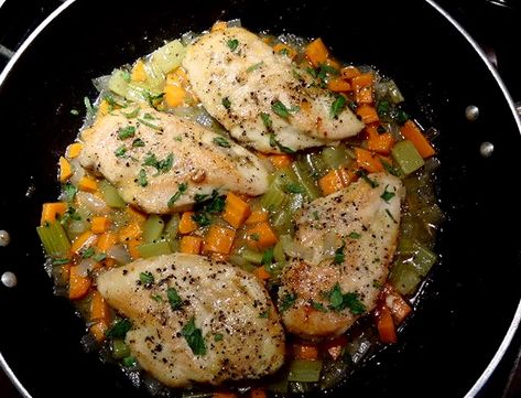 The Briny Lemon: Pan Chicken with White Wine Sauce Mirepoix Mirepoix Uses, Mirepoix Recipe Dishes Chicken, Mirepoix Recipe Dishes, Chicken With White Wine Sauce, Mirepoix Recipe, Food Information, Pan Fried Chicken, White Wine Sauce, Turkey Soup