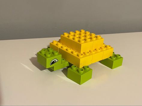 Lego Room Ideas, Duplo Ideas, Lego Therapy, Lego Dinosaur, Dinosaur Activities Preschool, Easy Lego Creations, Lego Challenge, Lego Building Blocks, Lego Club