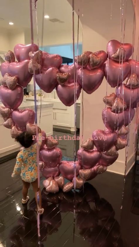 Kardashian Birthday Party, Kylie Jenner 21st Birthday, Home Birthday Decorations, House Birthday Party Ideas, Cute Birthday Decorations, Kardashian Party, Happy Birthday Ideas, Birthday Decorations Ideas, Birthday Decoration Ideas At Home