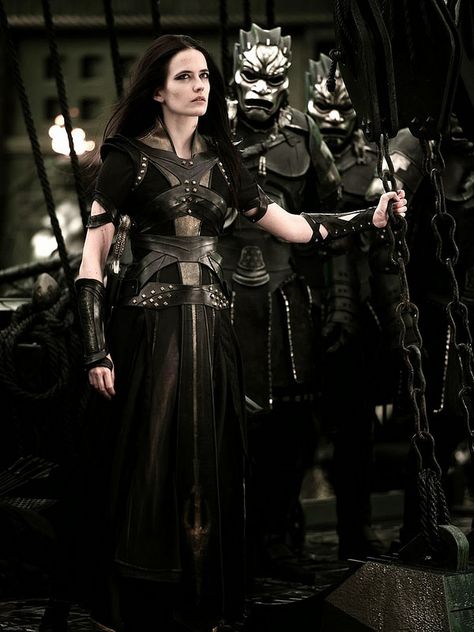 whitaker-malem-movie-artemesia-eva-green-300-rise-of-an-empire-leather-armour-costume-05 | Flickr - Photo Sharing! Eva Green 300, Truk Ford, 300 Rise Of An Empire, Eva Green, French Actress, Movie Costumes, 판타지 아트, 인물 사진, Fantasy Fashion