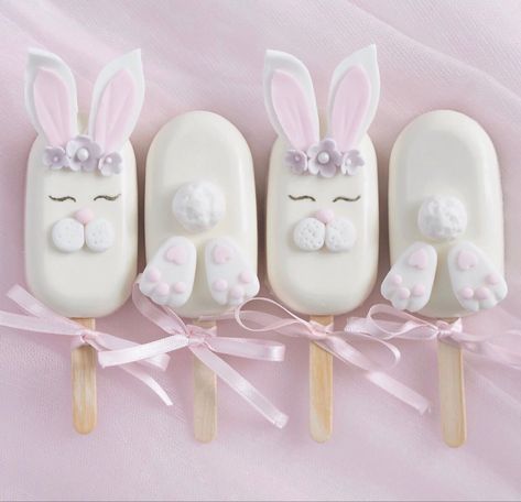 Bunny Cakesicles, Cake Sicles, Magnum Cake, Popsicles Cake, Easter Cake Pops, Beautiful Baking, Easter Party Food, Bunny Theme, Easter Sweets