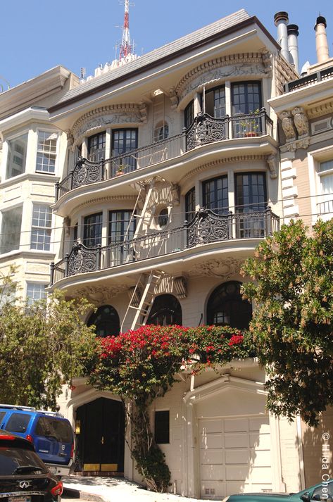 Nob Hill apartment on Sacramento Street. San Francisco, CA Aesthetic Nyc Apartment Exterior, Apartments In California, San Francisco Exterior Home, San Francisco Penthouse, Apartment In San Francisco, San Francisco House Aesthetic, San Fran Apartment, San Francisco Apartment Interior, Sf Apartment Aesthetic