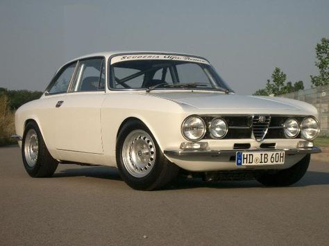 Alfa Romeo Alfa Romeo Junior, Alfa Romeo 1750, Alfa Romeo Gta, Alfa Romeo Giulia Quadrifoglio, Alfa Giulia, Viennese Waltz, Alfa Romeo 4c, Alpha Romeo, Alfa Romeo Gtv