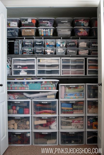 storage closet - if I ever got this organized I wouldn't know what to do with myself....but it's a great goal!! Gömda Rum, Drawers Closet, Organization Drawers, Rangement Art, Craft Closet Organization, Organized Closet, Craft Closet, Organize Craft Supplies, Dream Craft Room