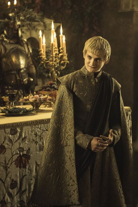 Game of Thrones - Season 3 Episode 8 Still Game Of Thrones Joffrey, Ramsey Bolton, Jack Gleeson, King Joffrey, Joffrey Baratheon, Got Costumes, Game Of Thrones Facts, Game Of Thrones Costumes, Game Of Thrones Tv